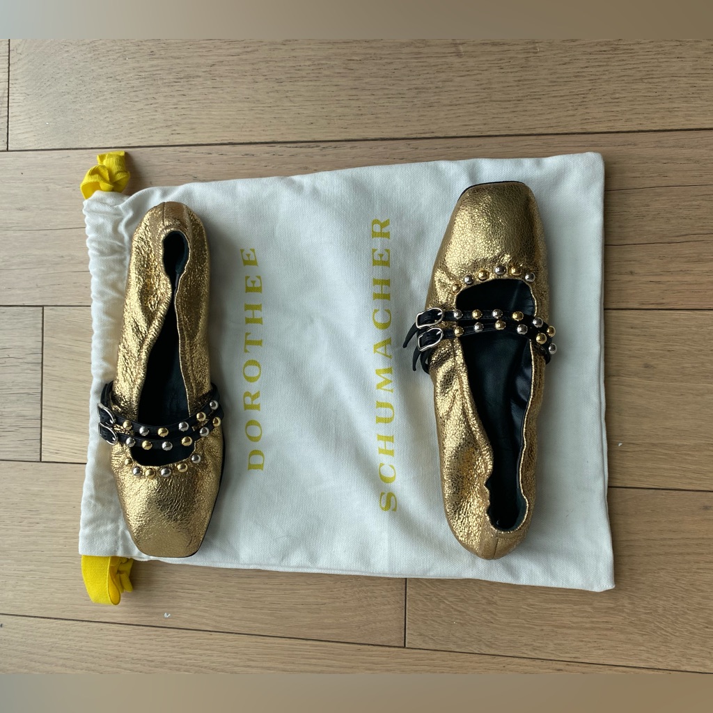 Dorothee Schumacher Gold Women's Flats With Pearl Detailing